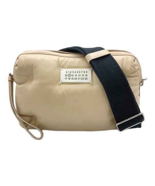 Maison Margiela（メゾンマルジェラ）Maison Margiela (メゾンマルジェラ) グラムスラム ショルダーバッグ ベージュの古着・服飾アイテム