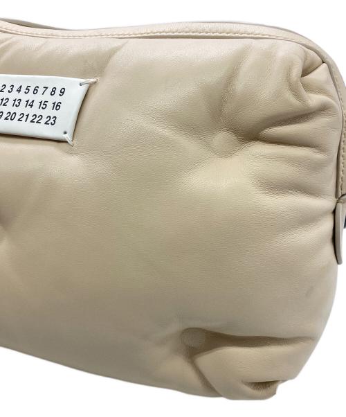 Maison Margiela（メゾンマルジェラ）Maison Margiela (メゾンマルジェラ) グラムスラム ショルダーバッグ ベージュの古着・服飾アイテム