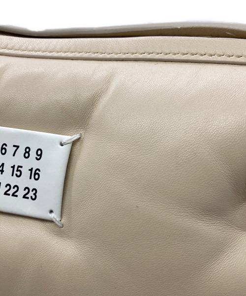 Maison Margiela（メゾンマルジェラ）Maison Margiela (メゾンマルジェラ) グラムスラム ショルダーバッグ ベージュの古着・服飾アイテム