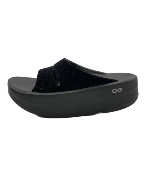 OOFOS（ウーフォス）OOFOS (ウーフォス) OOmega OOahh Limited リカバリースライド ブラック サイズ:SIZE 6 (23cm)の古着・服飾アイテム