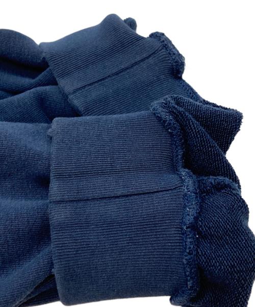 BALENCIAGA（バレンシアガ）BALENCIAGA (バレンシアガ) ダメージ加工クロップドスウェット/Distressed cropped sweatshirt ネイビー サイズ:Sの古着・服飾アイテム
