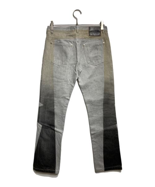 BALENCIAGA（バレンシアガ）BALENCIAGA (バレンシアガ) コーティング加工デニムパンツ グレー サイズ:28の古着・服飾アイテム