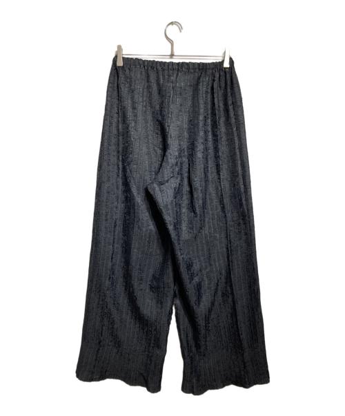 ISSEY MIYAKE（イッセイミヤケ）ISSEY MIYAKE (イッセイミヤケ) プリーツパンツ/Pleated pants ブラック サイズ:3の古着・服飾アイテム