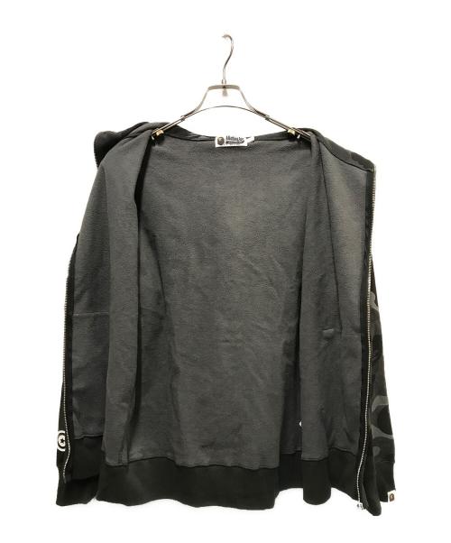 A BATHING APE（アベイシングエイプ）A BATHING APE (アベイシングエイプ) COLOR CAMO SHARK FULL ZIP HOODIE グレー サイズ:Lの古着・服飾アイテム