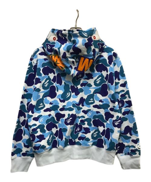 A BATHING APE（アベイシングエイプ）A BATHING APE (アベイシングエイプ) ABC CAMO CRYSTAL STONE SHARK FULL ZIP HOODIE ブルー サイズ:Mの古着・服飾アイテム