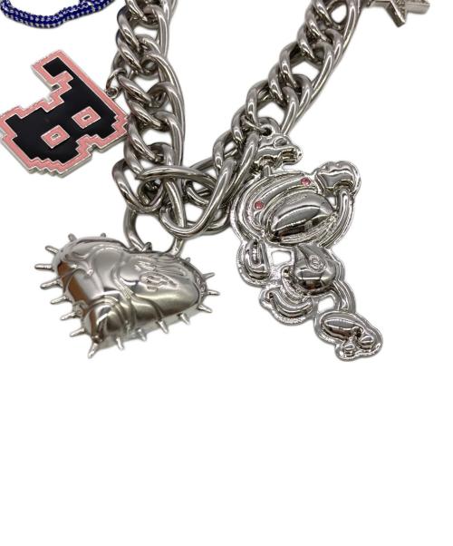 A BATHING APE（アベイシングエイプ）A BATHING APE (アベイシングエイプ) MULTI LOGO NECKLACE シルバーの古着・服飾アイテム
