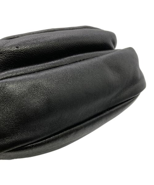 Saint Laurent Paris（サンローランパリ）Saint Laurent Paris (サンローランパリ) レザーショルダーバッグ ブラックの古着・服飾アイテム