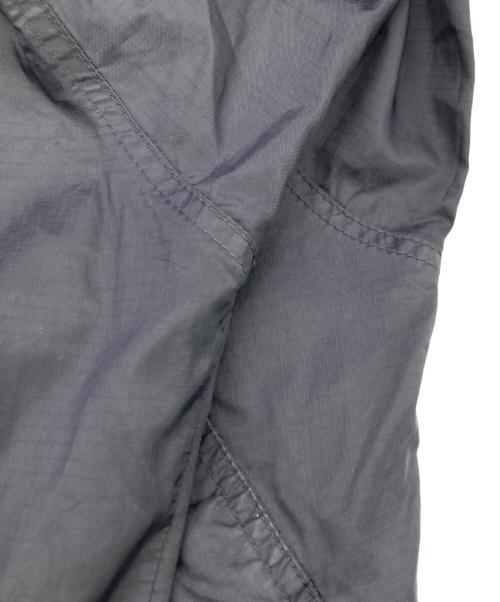 Patagonia（パタゴニア）Patagonia (パタゴニア) ナイロンジャケット グレー サイズ:XL(KIDS規格)の古着・服飾アイテム