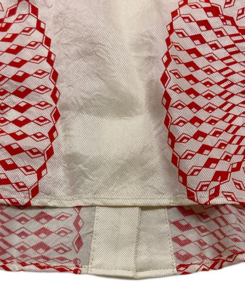 muller of yoshiokubo（ミュラーオブヨシオクボ）muller of yoshiokubo (ミュラーオブヨシオクボ) RADIAL 2WAY BLOUSE ベージュ サイズ:SIZE 36 未使用品の古着・服飾アイテム