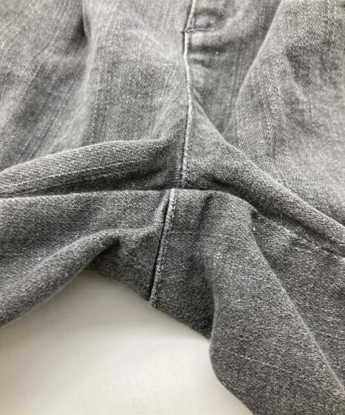 HELMUT LANG（ヘルムートラング）HELMUT LANG (ヘルムートラング) 2タックショートデニムパンツ グレー×ブラック サイズ:25の古着・服飾アイテム
