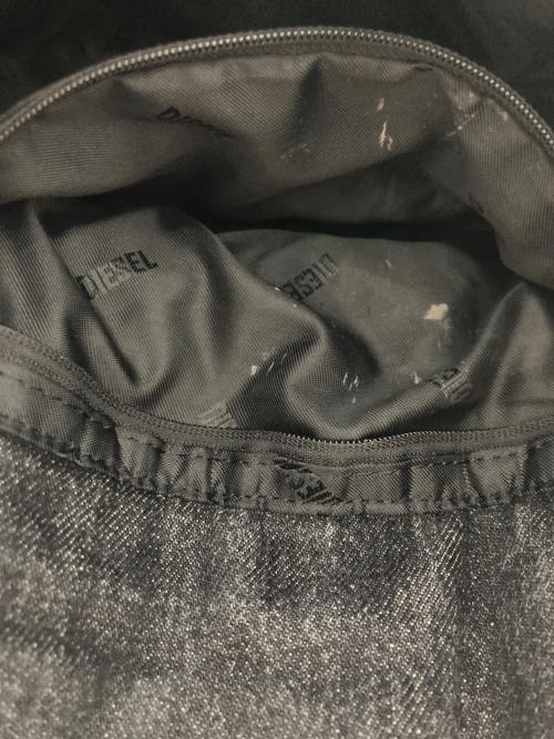 DIESEL（ディーゼル）DIESEL (ディーゼル) CHARM-D デニムショルダーバッグ ブラックの古着・服飾アイテム