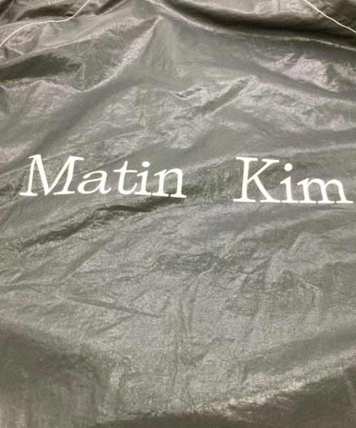 Matin Kim（マーティン・キム）Matin Kim (マーティン・キム) LOGO COATING JUMPER ブラック サイズ:FREEの古着・服飾アイテム