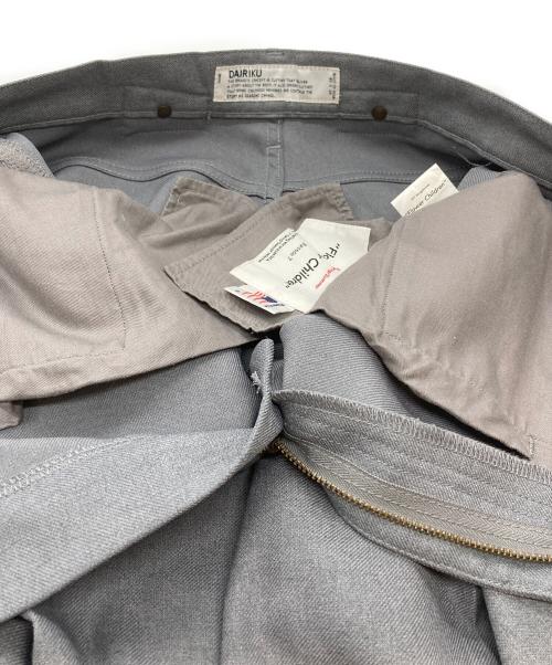 DAIRIKU（ダイリク）DAIRIKU (ダイリク) Straight Pressed Pants/ストレートプレスパンツ グレー サイズ:29の古着・服飾アイテム