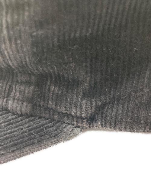 NIKE（ナイキ）NIKE (ナイキ) メタルスウッシュコーディロイキャップ ブラック×レッド サイズ:FREEの古着・服飾アイテム