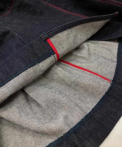 Salvatore Ferragamo（サルヴァトーレ フェラガモ）Salvatore Ferragamo (サルヴァトーレ フェラガモ) デニムkプリーツスカート/Denim pleated skirt インディゴ サイズ:38の古着・服飾アイテム