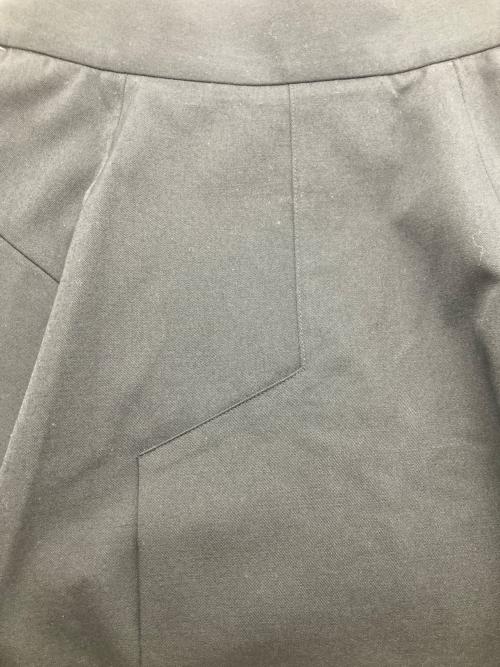 Vivienne Westwood RED LABEL（ヴィヴィアンウエストウッドレッドレーベル）Vivienne Westwood RED LABEL (ヴィヴィアンウエストウッドレッドレーベル) オーブボタンサイドフラップスカート ブラック サイズ:２の古着・服飾アイテム