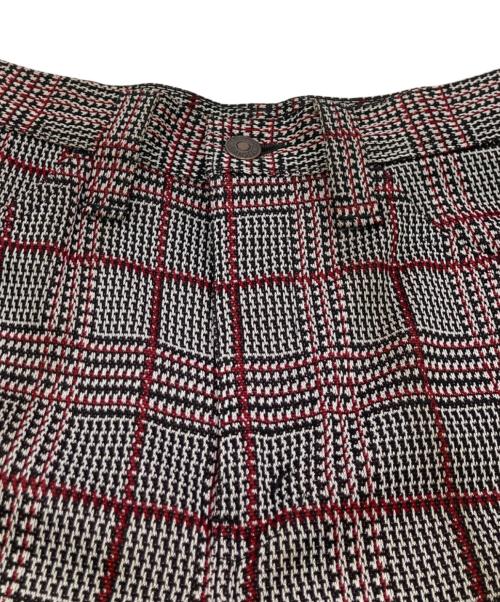 LEVI'S（リーバイス）LEVI'S (リーバイス) 70s 646 THE KNITS ベルボトムチェックパンツ レッド×ブラック サイズ:W30　L32の古着・服飾アイテム