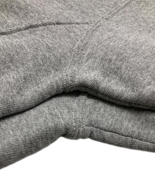 RUSSELL ATHLETIC（ラッセルアスレチック）RUSSELL ATHLETIC (ラッセルアスレチック) 前Ｖスウェット グレー サイズ:Lの古着・服飾アイテム