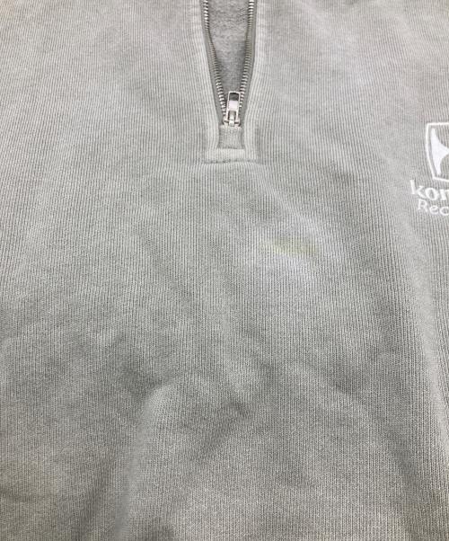 kompakt record bar（コンパクトレコードバー）kompakt record bar (コンパクトレコードバー) WASHED EMBROIDERED HALF ZIP-UP グレー サイズ:Mの古着・服飾アイテム