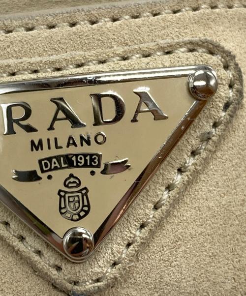 PRADA（プラダ）PRADA (プラダ) トライアングルプレートレザーミュールサンダル/Triangle Plate Leather Mule Sandals ベージュ サイズ:9の古着・服飾アイテム