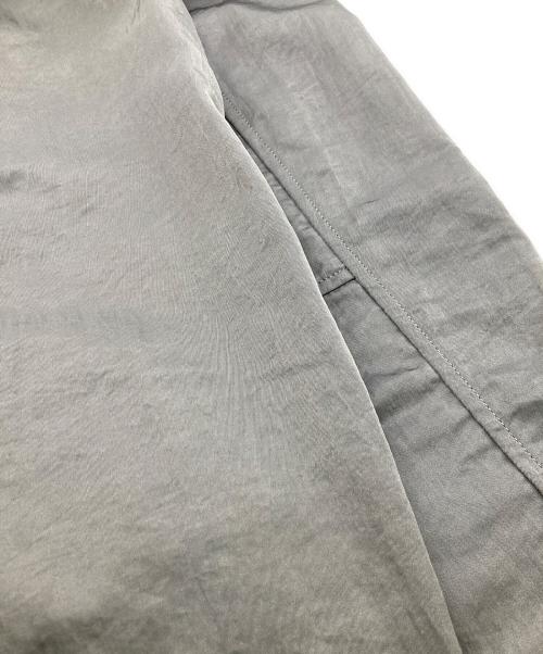 KNOT made in world（ノットメイドインワールド）KNOT made in world (ノットメイドインワールド) ナイロンカバーオール グレー×ブラック サイズ:３の古着・服飾アイテム