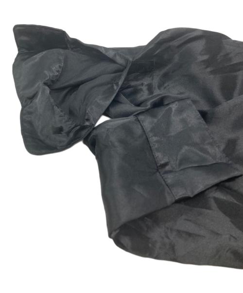 COMME des GARCONS（コムデギャルソン）COMME des GARCONS (コムデギャルソン) Twisted Polyester Blouse：捻じれ変形シャツ ブラック サイズ:XSの古着・服飾アイテム