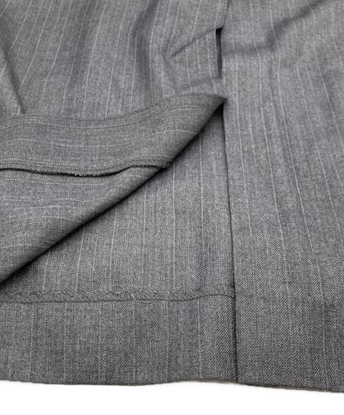 LOW CLASSIC LC（ロウ クラシック）LOW CLASSIC LC (ロウ クラシック) ストライプロングスカート グレー サイズ:Sの古着・服飾アイテム