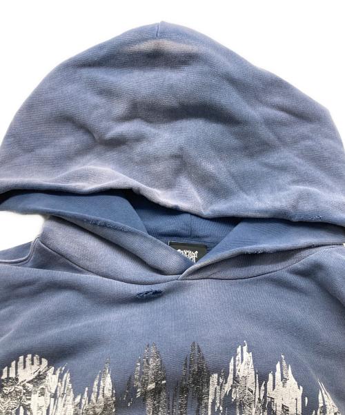 REVENGE（リベンジ）REVENGE (リベンジ) GLITCH ARCH LOGO TREATED HOODIE ブルー サイズ:XLの古着・服飾アイテム