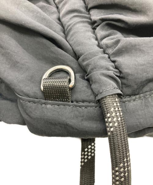 LULULEMON（ルルレモン）LULULEMON (ルルレモン) ギャザーナイロントートバッグ ブラック サイズ:Free(実寸参照）の古着・服飾アイテム