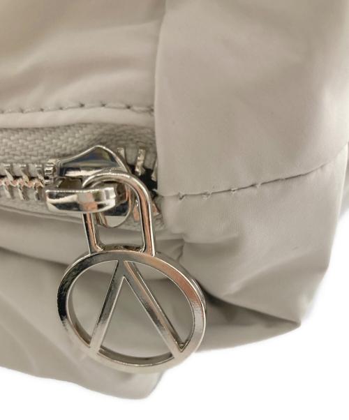 ANDMARY（アンドマリー）ANDMARY (アンドマリー) Mary quilting bag グレーの古着・服飾アイテム