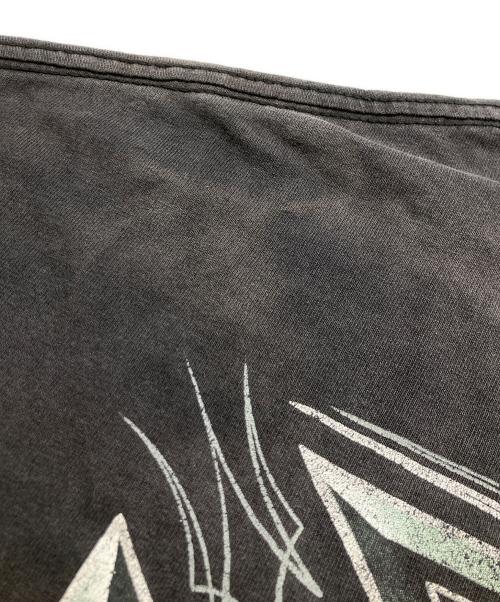 JESSE WHO（ジェシーフー）JESSE WHO (ジェシーフー) 00s アイアンクロスピンストライププリントTシャツ ブラック サイズ:不明(実寸参照）の古着・服飾アイテム