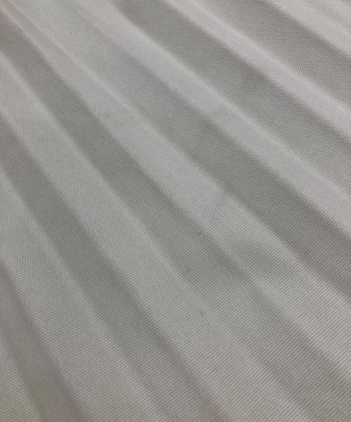 me ISSEY MIYAKE（ミーイッセイ ミヤケ）me ISSEY MIYAKE (ミーイッセイ ミヤケ) TRUNK PLEATS BAG グリーンの古着・服飾アイテム