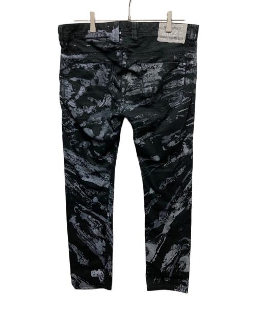 DIESEL（ディーゼル）DIESEL (ディーゼル) ペイント加工ストレートデニムパンツ ブラック サイズ:	SIZE 30の古着・服飾アイテム