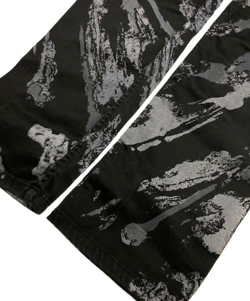 DIESEL（ディーゼル）DIESEL (ディーゼル) ペイント加工ストレートデニムパンツ ブラック サイズ:	SIZE 30の古着・服飾アイテム