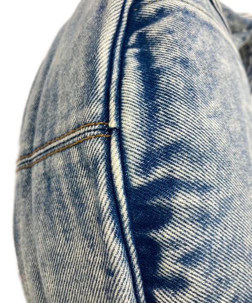 Matin Kim（マーティン キム）Matin Kim (マーティン キム) MATIN WASHED DENIM MINI HOBO BAG インディゴの古着・服飾アイテム