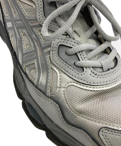 asics（アシックス）asics (アシックス) GEL-NYC ローカットスニーカー シルバー サイズ:27.5cmの古着・服飾アイテム