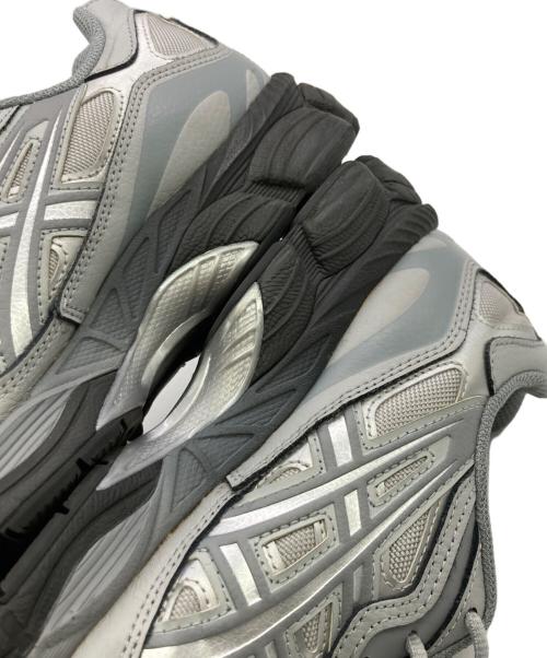 asics（アシックス）asics (アシックス) GEL-NYC ローカットスニーカー シルバー サイズ:27.5cmの古着・服飾アイテム