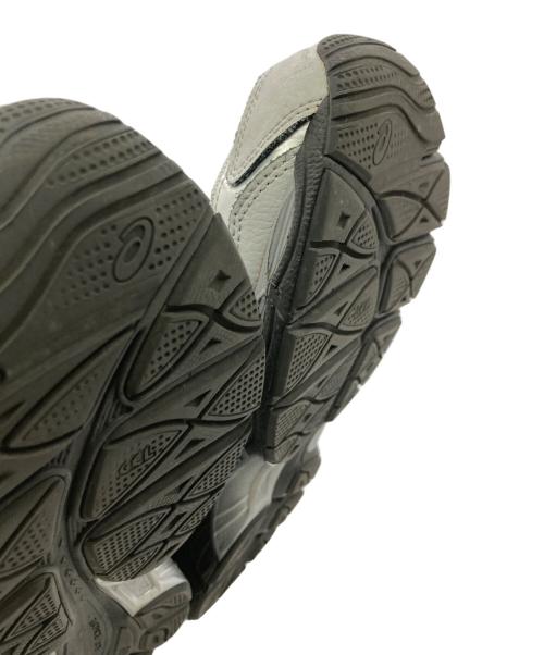 asics（アシックス）asics (アシックス) GEL-NYC ローカットスニーカー シルバー サイズ:27.5cmの古着・服飾アイテム