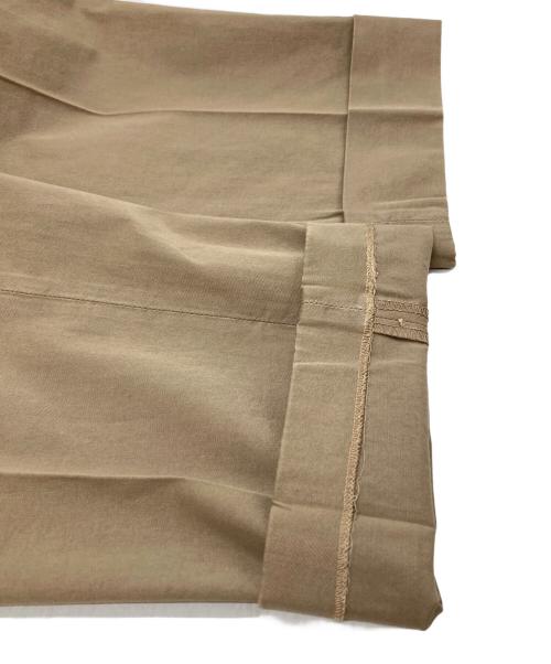 Santaniello（サンタニエッロ）Santaniello (サンタニエッロ) センタープレスパンツ ベージュ サイズ:46 未使用品の古着・服飾アイテム