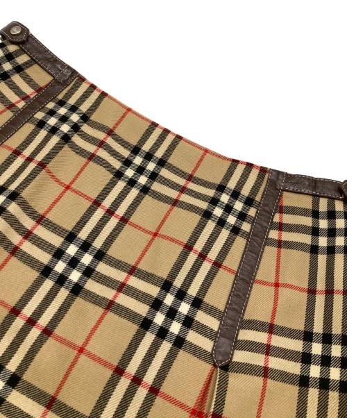 BURBERRY BLUE LABEL（バーバリー ブルー レーベル）BURBERRY BLUE LABEL (バーバリー ブルー レーベル) ノヴァチェックスカート ブラウン サイズ:	SIZE 36の古着・服飾アイテム