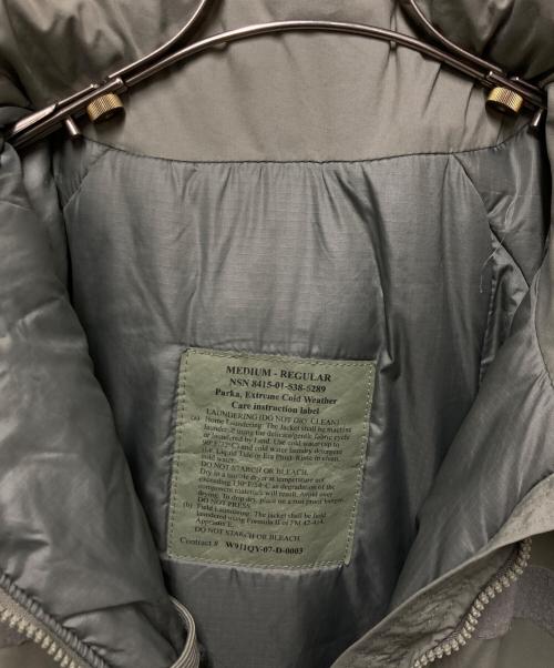 US ARMY（ユーエスアーミー）US ARMY (ユーエスアーミー) ECWCS GEN3 LEVEL7 JACKET オリーブ サイズ:	SIZE M-Lの古着・服飾アイテム