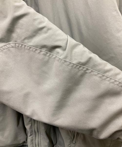 US ARMY（ユーエスアーミー）US ARMY (ユーエスアーミー) ECWCS GEN3 LEVEL7 JACKET オリーブ サイズ:	SIZE M-Lの古着・服飾アイテム