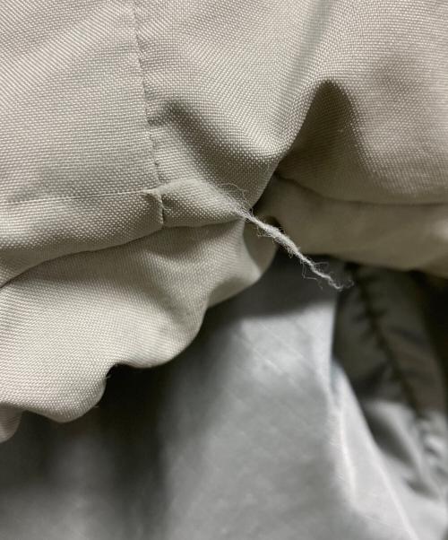 US ARMY（ユーエスアーミー）US ARMY (ユーエスアーミー) ECWCS GEN3 LEVEL7 JACKET オリーブ サイズ:	SIZE M-Lの古着・服飾アイテム