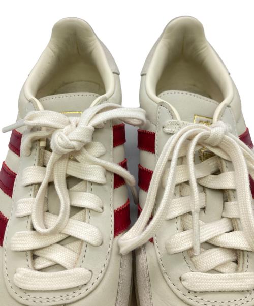 adidas（アディダス）adidas (アディダス) BEAUTY&YOUTH (ビューティーアンドユース) GAZELLE INDOOR EXCLUSIVE ベージュ サイズ:SIZE 22.5cmの古着・服飾アイテム