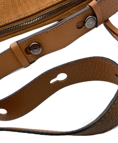 GIANNI CHIARINI（ジャンニ キアリーニ）GIANNI CHIARINI (ジャンニ キアリーニ) Charlotte ヌバックショルダーバッグ ブラウンの古着・服飾アイテム
