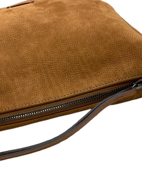 GIANNI CHIARINI（ジャンニ キアリーニ）GIANNI CHIARINI (ジャンニ キアリーニ) Charlotte ヌバックショルダーバッグ ブラウンの古着・服飾アイテム