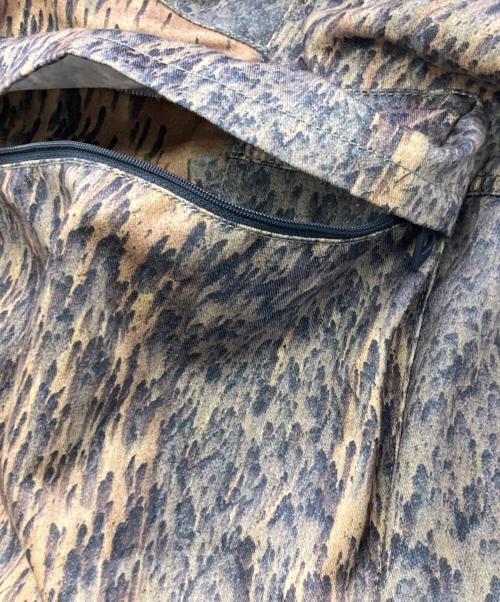 DIESEL（ディーゼル）DIESEL (ディーゼル) レインカモグラフィックカーゴパンツ ブラウン×ブルー サイズ:38の古着・服飾アイテム