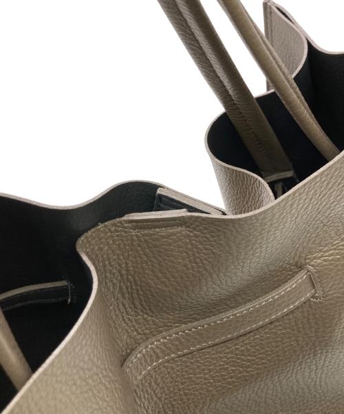 VIOLAd'ORO（ヴィオラドーロ）VIOLAd'ORO (ヴィオラドーロ) TRERO レザー トートバッグ ブラウンの古着・服飾アイテム