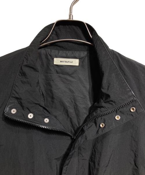 MATSUFUJI（マツフジ）MATSUFUJI (マツフジ) Stand Collar Nylon Jacket/スタンドカラーナイロンジャケット ブラック サイズ:4の古着・服飾アイテム