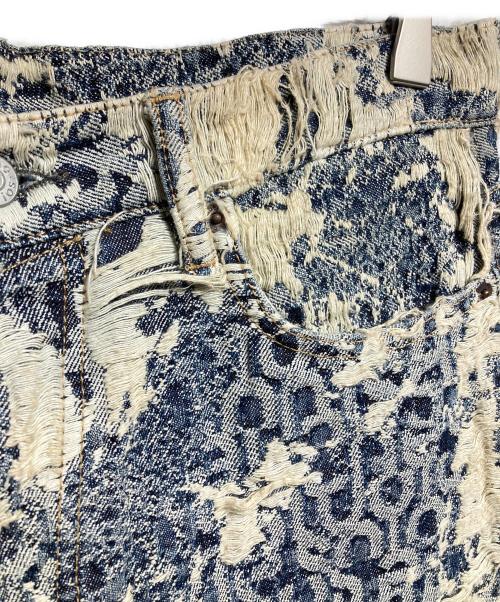 Acne studios（アクネ ストゥディオズ）ACNE STUDIOS (アクネ ストゥディオズ) 1981 U DENIM DISTRESSED MONGRAM インディゴ×ホワイト サイズ:Mの古着・服飾アイテム